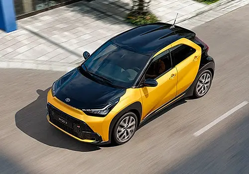 Adaptivní tempomat a asistent pro jízdu v pruzích