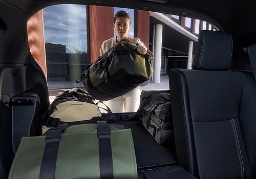 Kompaktní zvenku, velkorysý uvnitř