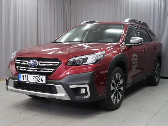 Subaru Outback TOURING 4X4 AWD + černá kůže