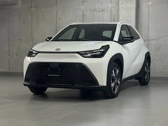 Toyota AygoX ACTIVE 1.5 Hybrid 116k