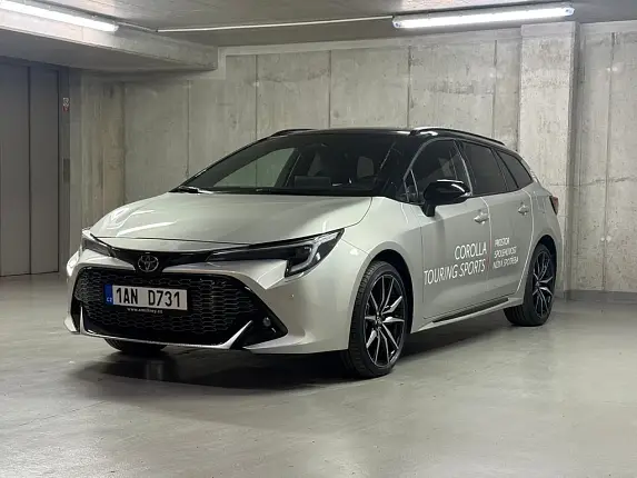 Toyota Corolla GR SPORT Dynamic 2.0 Hybrid e-CVT GR Sport Touring Sport
