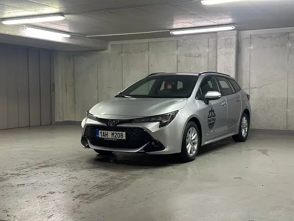 Toyota Corolla Comfort Tech 1.8 Hybrid e-CVT Comfort Touring Sports