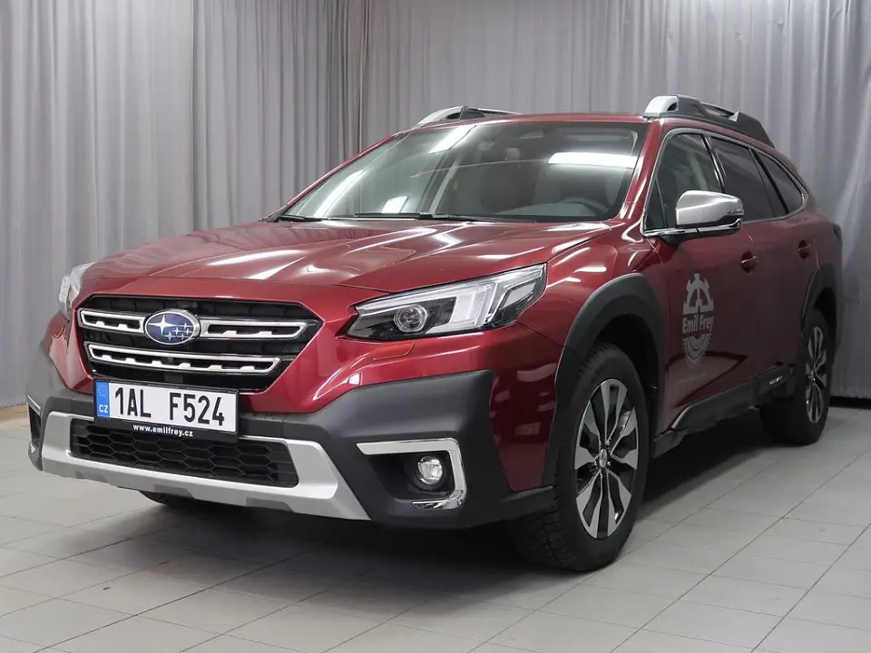 Subaru Outback TOURING 4X4 AWD + černá kůže