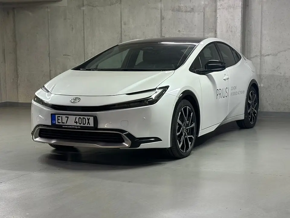 Toyota Prius Executive Solar roof 2.0 Plug-in Hybrid 223 k e-CVT Executive