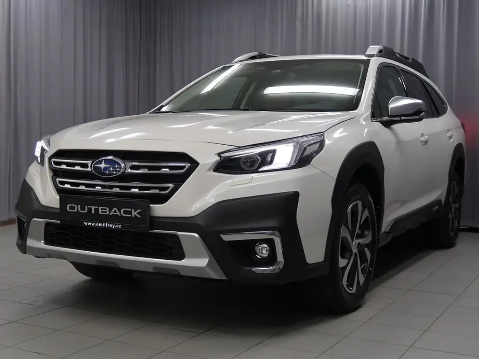 Subaru Outback TOURING 4X4 AWD + světlá kůže