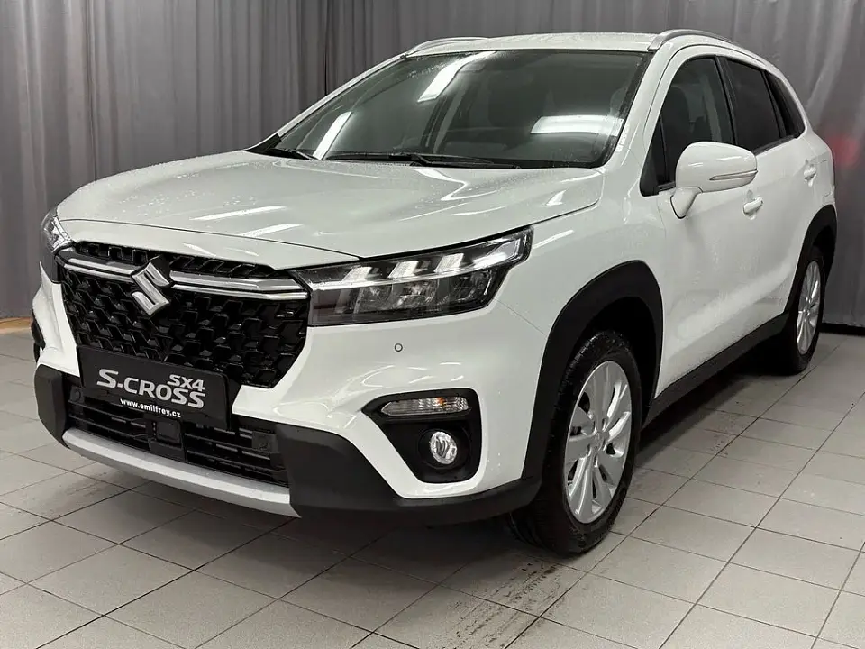 Suzuki S-Cross Premium AT 4x2