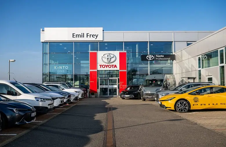Autosalon Emil Frey Černý Most