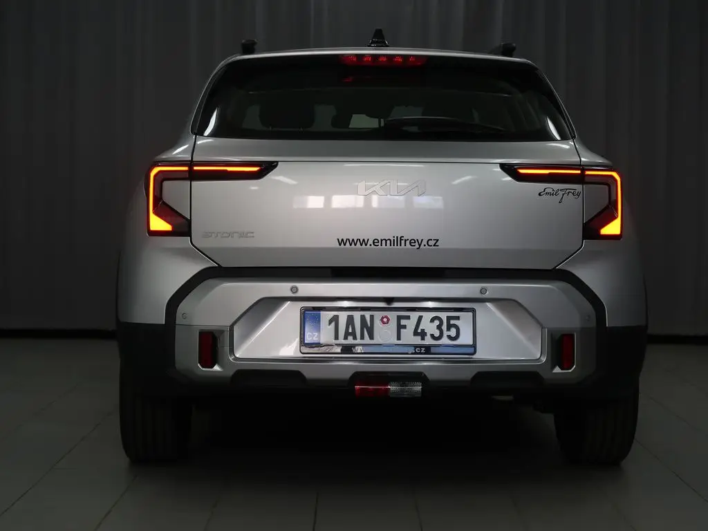 102dacde-f04b-41ba-9e05-dfeb38ff8d6c_06