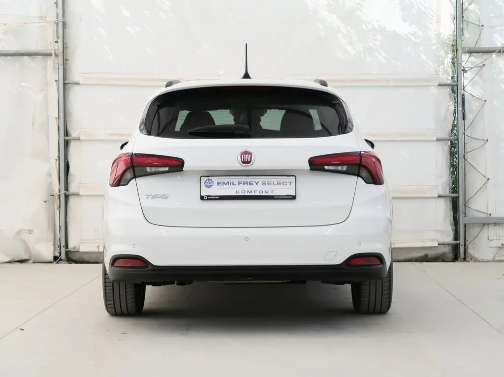 390b7a68-ba33-4d66-aea0-d55f9a317a86_06