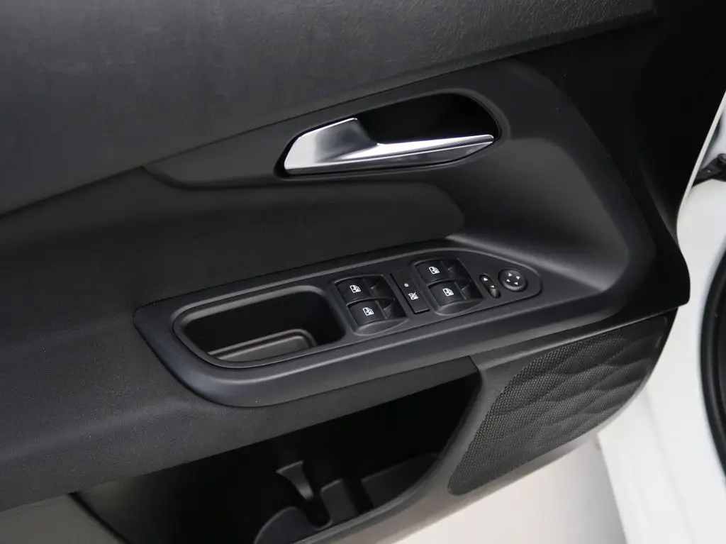 390b7a68-ba33-4d66-aea0-d55f9a317a86_11