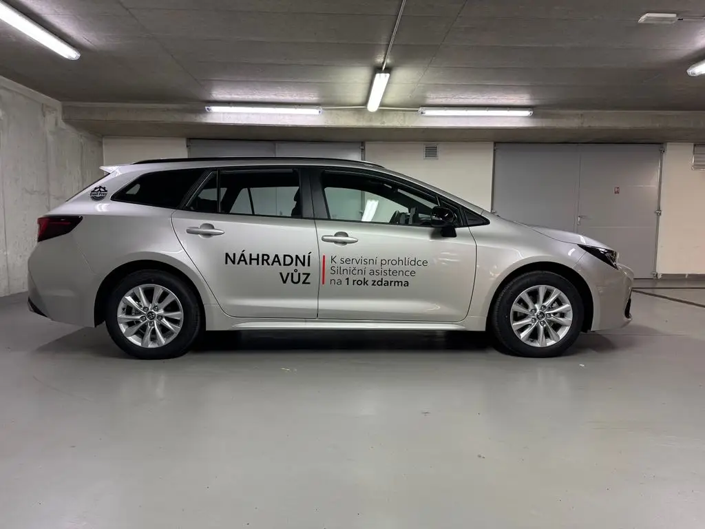 c715e4b1-7817-4b25-9121-f001b73eef35_03