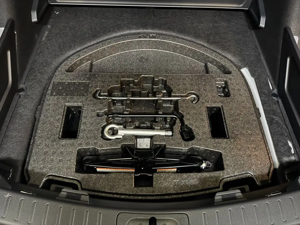 c715e4b1-7817-4b25-9121-f001b73eef35_10