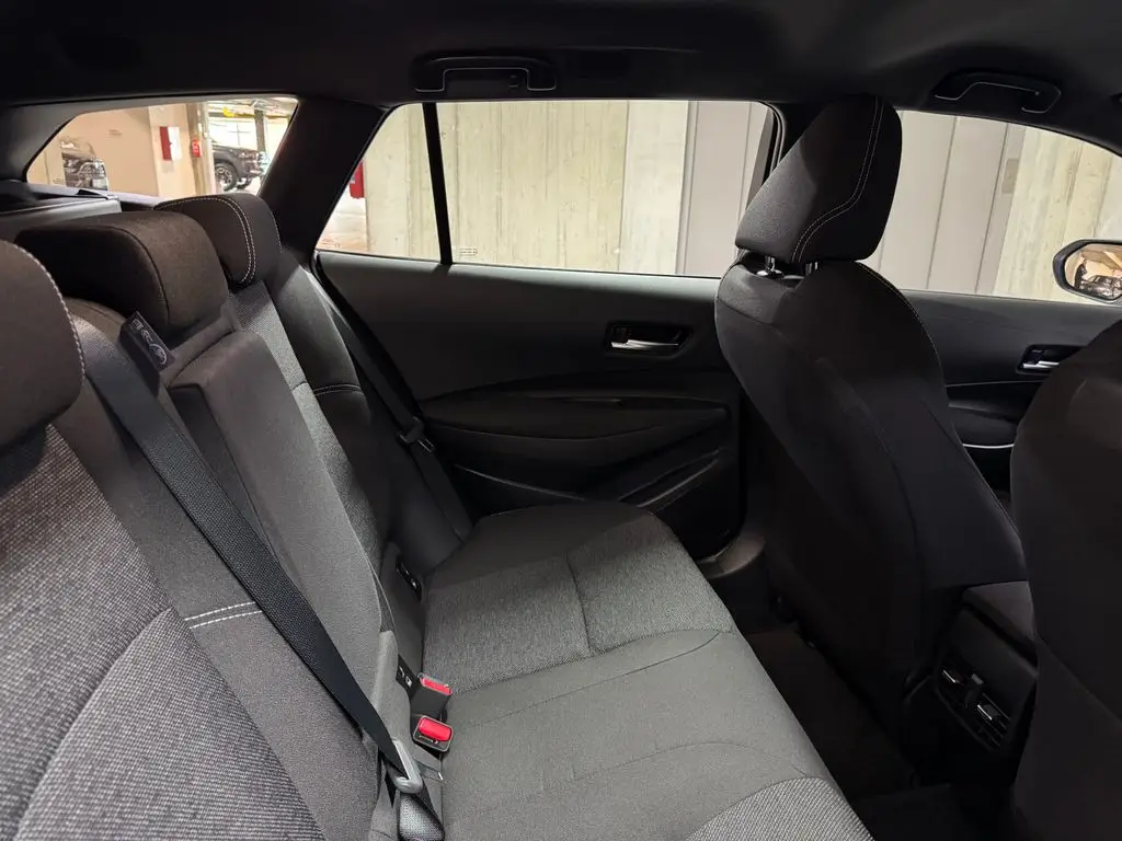 c715e4b1-7817-4b25-9121-f001b73eef35_11