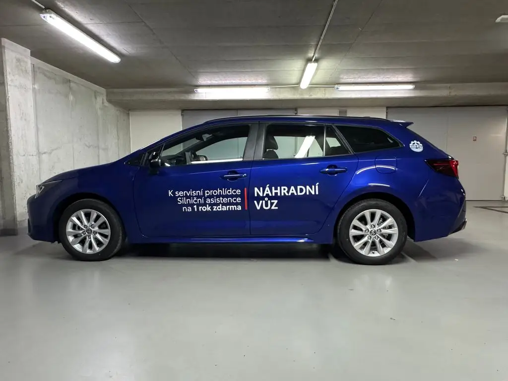 ee6a6550-919b-40c5-8747-785142984599_07